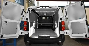 Floor and bodywork liners in a 2019 Vivaro