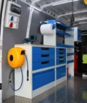 Left-hand side racking solution on the Daily agricultural machinery service van