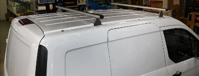 Roof bars on a 2013 Connect