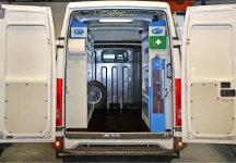 Rivestimento interno con pianale e pannellatura per Berlingo Citroen