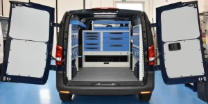 Rivestimento interno con pianale e pannellatura per Berlingo Citroen