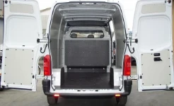 Rivestimento interno e allestimento con valige per Citroen Jumpy