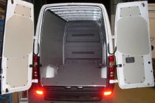 Rivestimento interno e allestimento con valige per Citroen Jumpy