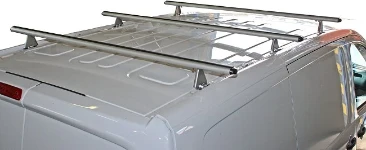 Roof bars on a Scudo