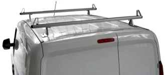 Roof bars with load stops on a Fiat Doblò