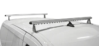 Roof crossbars with Supersilent profile on the Courier