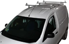 Roof top cross bars with triangular side stops on the Dokker