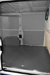 Scaffalatura Jumpy vista dalla porta laterale