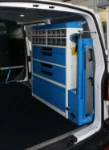 Syncro storage units and workshop accessories for an industrial door service