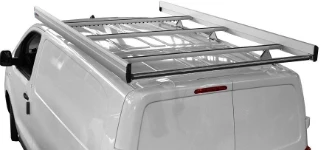 Ultrasilent roof bars on the roof of the Scudo