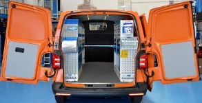 Rivestimento interno con pianale e pannellatura per Berlingo Citroen